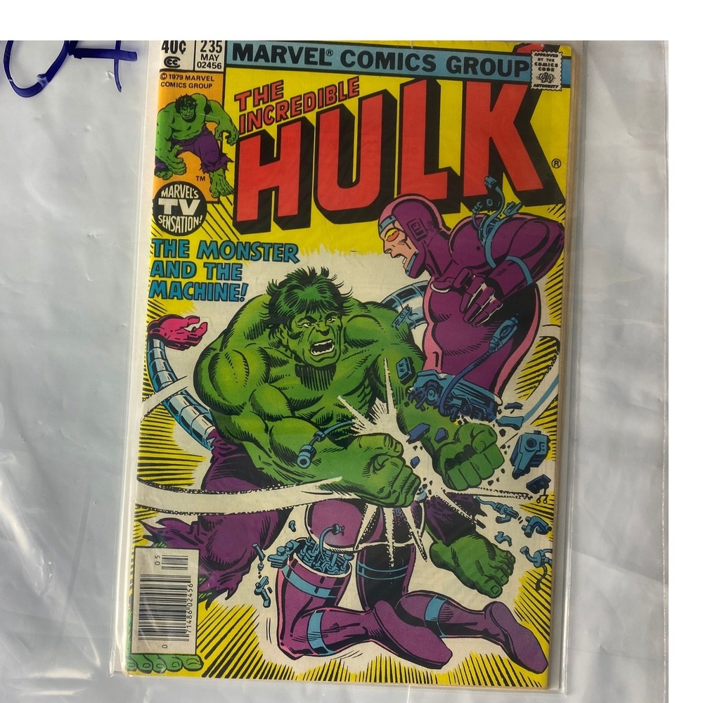 The Incredible Hulk 235 Comic Book May 1979 Marvel Comics Group The‎ Monster